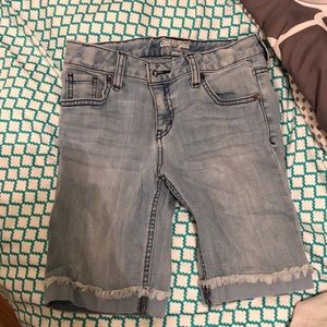 Knee cut skinny shorts/jeans
